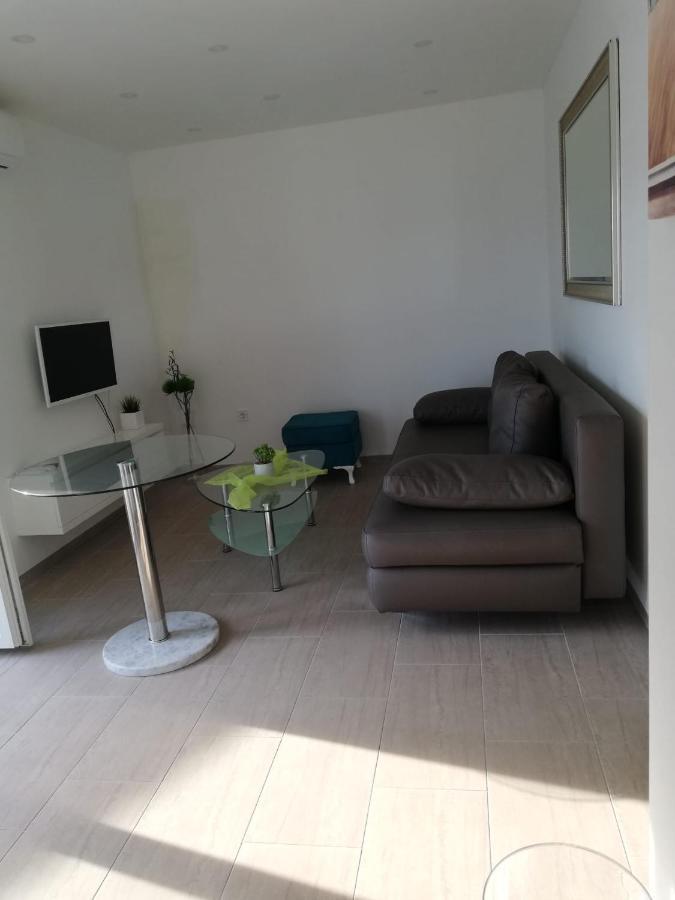 Apartmani Deluxe Jasenice  Kültér fotó