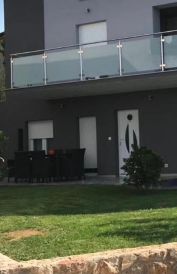 Apartmani Deluxe Jasenice  Kültér fotó